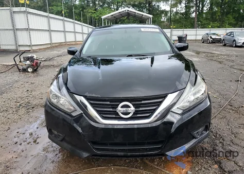 2016 Nissan Altima 2.5 z USA, uszkodzony, nr VIN 1N4AL3AP0GC285953